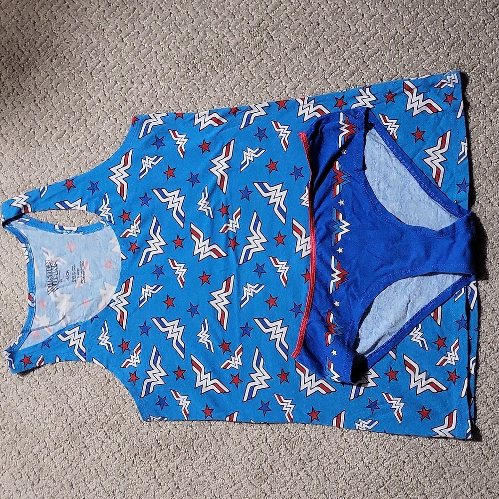 Wonder Woman Small Tank with Underwear